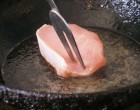 Has Your Meat Turned Brown? Don’t Throw It Out Just Yet, Read These Tips Instead!