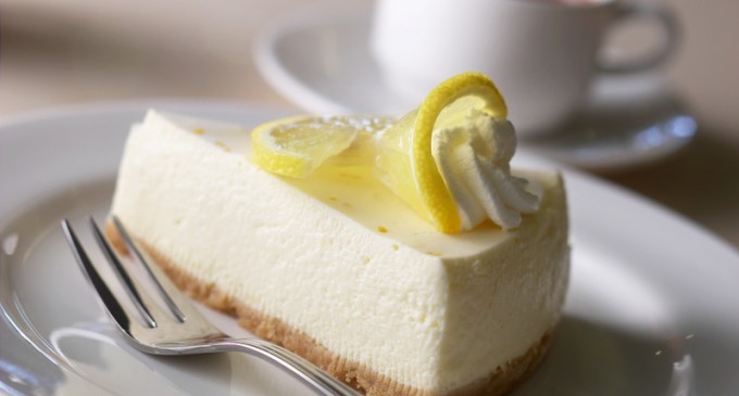 If You Have Never Tasted A Lemon Cheesecake Before… You’re Missing Out Big Time!