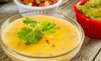Copy Cat Recipe For: Old El Paso Taco Queso Dip. This Stuff Never Lasts Long Once It’s Out Of The Oven