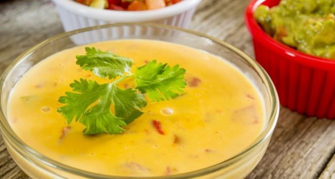 Copy Cat Recipe For: Old El Paso Taco Queso Dip. This Stuff Never Lasts Long Once It’s Out Of The Oven