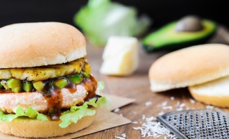 Who Needs Regular Hamburgers When You Can Make These Pineapple Chicken Sliders!