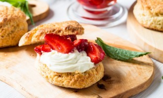 You Might Of Had Strawberry Shortcake Before But Have You Ever Had It With This Added Ingredient?