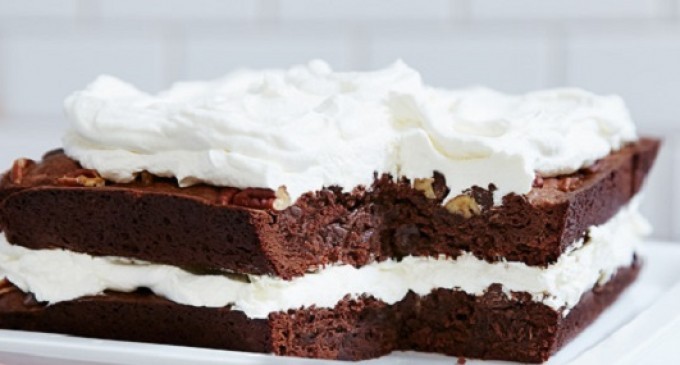 Talk About A Slice Of Heaven… This Brownie Layer Cake Will Have You In Chocolate Paradise