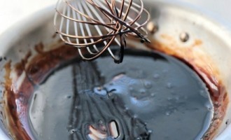 Make Your Own Balsamic Glaze: You Only Need One Ingredient To Make As Much As You Want!