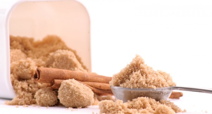 {Video} Out Of Brown Sugar? All You Have To Do Is Mix This & You’ll Have An Unlimited Supply!