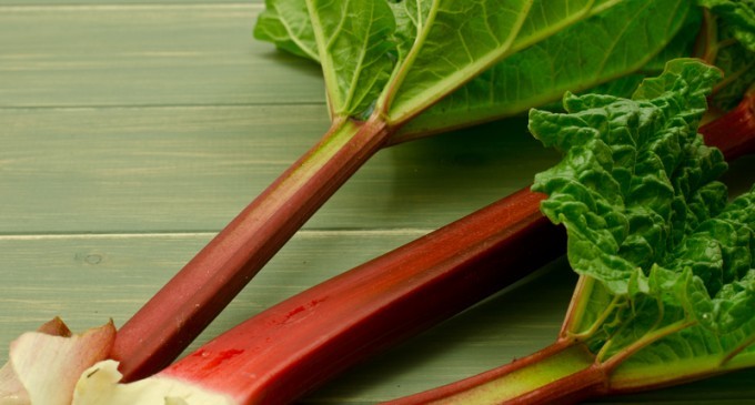 The Worlds Deadliest Delicacies: 10 Common Fruits & Vegetables That Are Super Poisonous If Consumed Raw