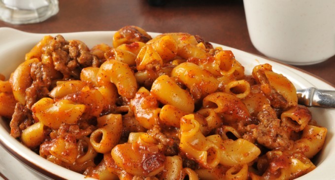 Who Needs Hamburger Helper? This Cheesy, Hearty & Meaty Casserole Is Way Better & Easier To Make