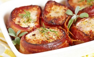 WARNING: Once You Try This Bacon Wrapped Chicken You’ll Never Have Another Boring Dish Again