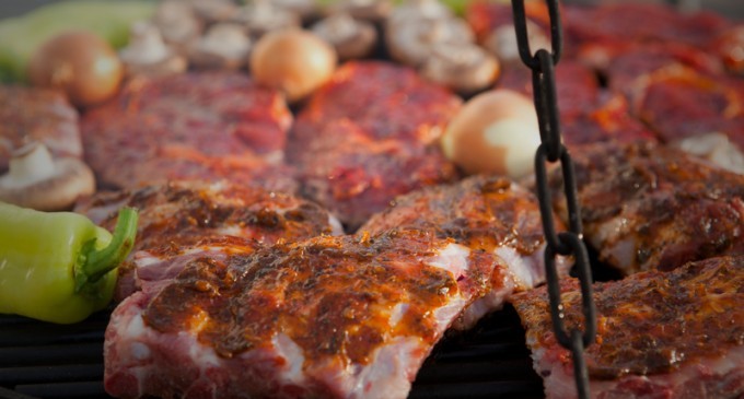 Seven Totally Unexpected, Non-Conventional Tips For Boosting Barbecue Flavor!