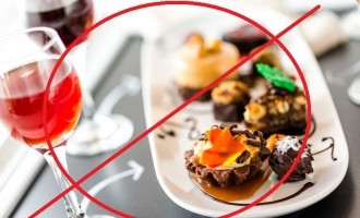 Eleven Anti-Aphrodisiacs That You Should Avoid If Your Trying To Get Some ‘Alone Time’ After Dinner