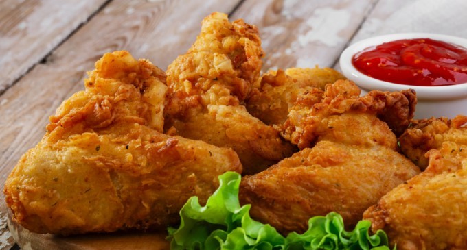 This Buttermilk & Herb Baked Chicken Is Better Than The Fried Version: You Need To Try This!