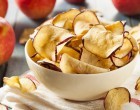 Satisfy Your Sweet Tooth The Right Way: These Cinnamon & Brown Sugar Baked Apple Crisps Are Perfect!