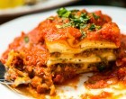 Craving Italian? This Cheesy Ravioli Lasagna Only Needs 4 Ingredients & Takes Half An Hour To Bake!