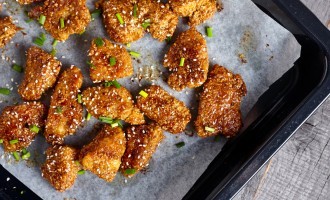 These Crispy Pretzel Crusted & Honey Mustard Chicken Nuggets Can Be Easily Made In 30 Minutes