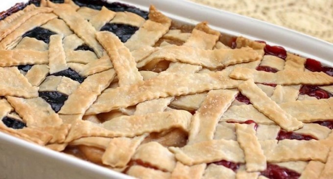 This Blueberry, Cherry & Apple Patch Pot-Pie Has Three Different Sections-Find Out How We Did It!
