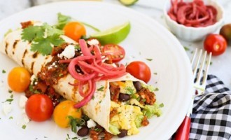 We Updated This Old Classic & Added A Few Ingredients That Make These Huevos Rancheros So Much Better!