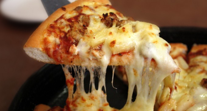 Fifteen Things No Self-Respecting, Grown Adult Should EVER Do While Eating A Pizza