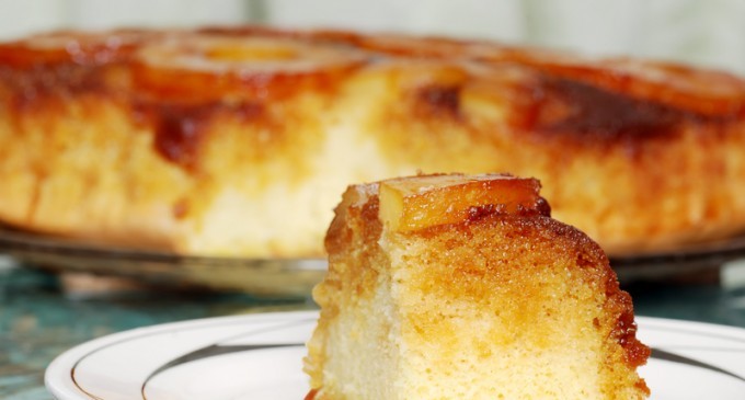 Our Favorite Dessert For Summer – Yours Isn’t Complete If You Don’t Try This Classic Upside-Down Cake!