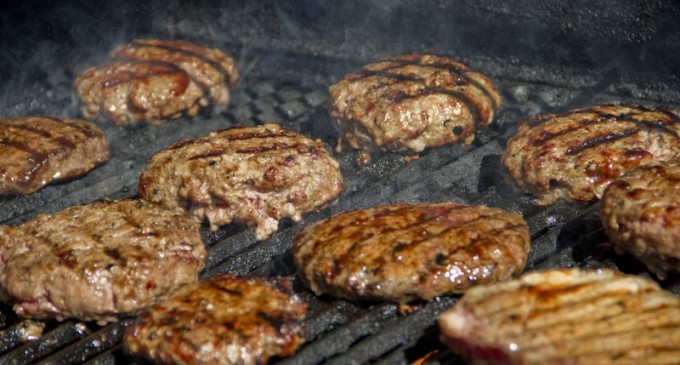 The Extra Special Ingredient In These Juicy Hamburger Patties Will Have Your Mouth Watering!!!