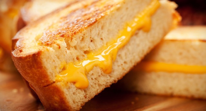 For The Crispiest Crust Ever On Your Grilled Cheese, Skip The Butter & Use This Secret Ingredient Instead!