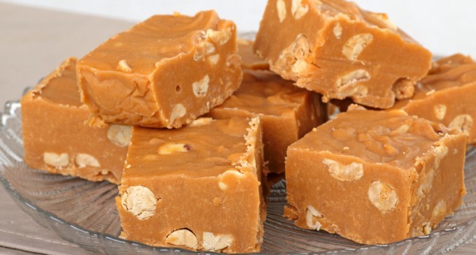 5 Ingredient Peanut Butter Fudge: No Stove Required!