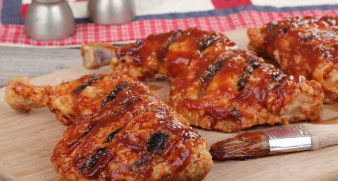 If You Barbecue Chicken Then You Need To Make This Sweet & Savory Sauce – You’ll Taste The Difference!