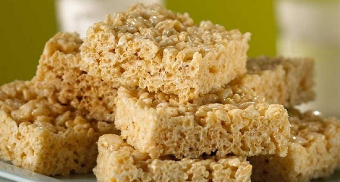 Rice Krispie Treats Just Got A Major Update & You Won’t Believe What We Added That Makes Them Taste So Good!