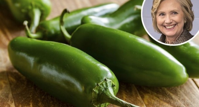 Hillary Clinton Has A Food Addiction That Is Seriously Concerning. How In The Heck Does She Eat This?!