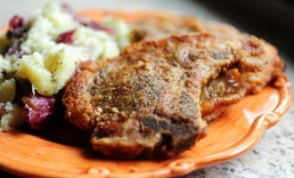 If You Like Tender Pork Chops Then This Pan Fried Recipe Will Be Your New Weekday Favorite!