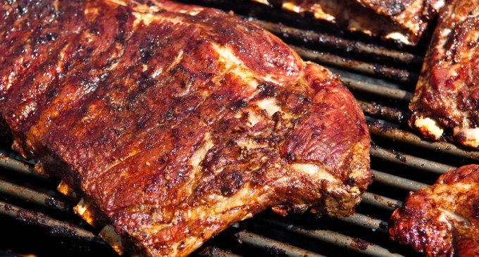 Perfectly Seasoned & Grilled To Perfection: If You Are Craving Some Ribs That Fall Of The Bone Try This!