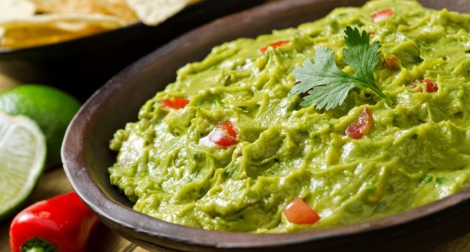 If You’re Not Making Your Guacamole THIS Way, You’re Doing It All Wrong!