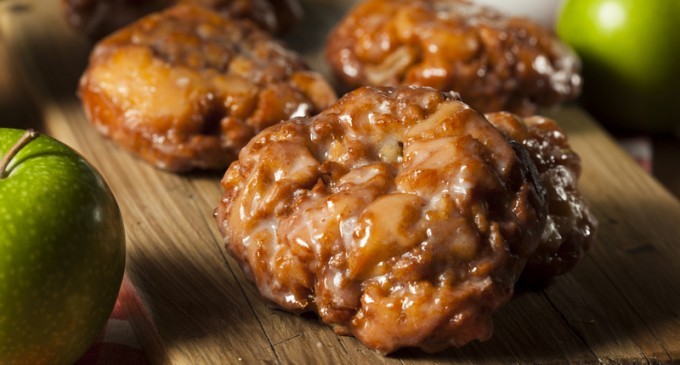 Do You Have A Sweet Tooth? These Old Fashioned Apple Fritters Will Be Your New Favorite Addiction