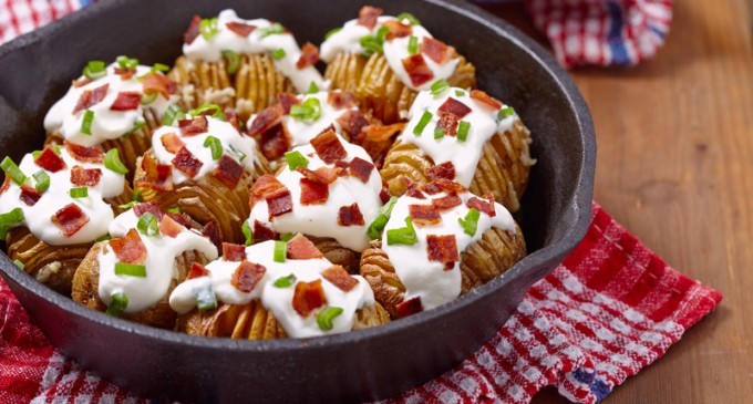 These Mini Hasselback Potatoes Are The Most Delicious Thing You’ll Make All Week!
