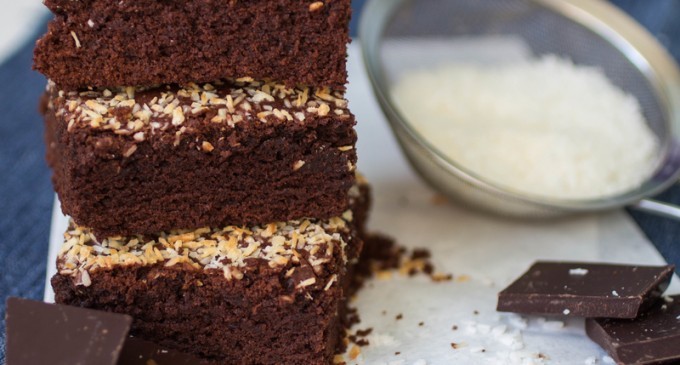 You Won’t Believe How Good These Brownies Taste; We Used A Secret Filling That Made A Big Difference!