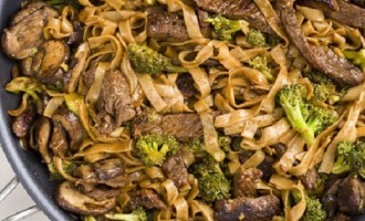 Why Go For Take Out When You Can Make This Popular Recipe For Beef & Broccoli Noodles At Home?