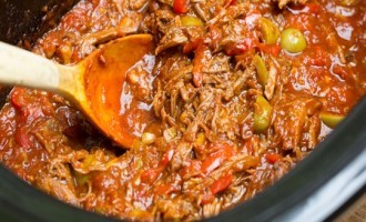 This Cuban Recipe For Slow Cooker Ropa Vieja May Be The Tastiest Thing We Ever Made In Our Crock Pot!