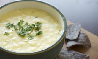 Forget That Regular Boring Cheese Dip; Make This Blanco Sauce Instead It’s Perfect On Just About Anything