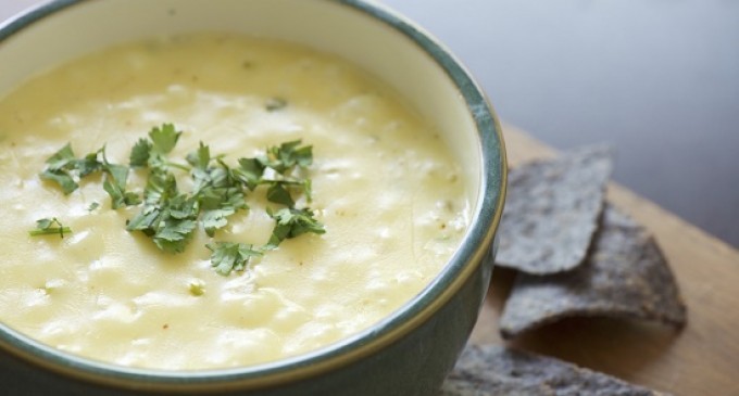 Forget That Regular Boring Cheese Dip; Make This Blanco Sauce Instead It’s Perfect On Just About Anything