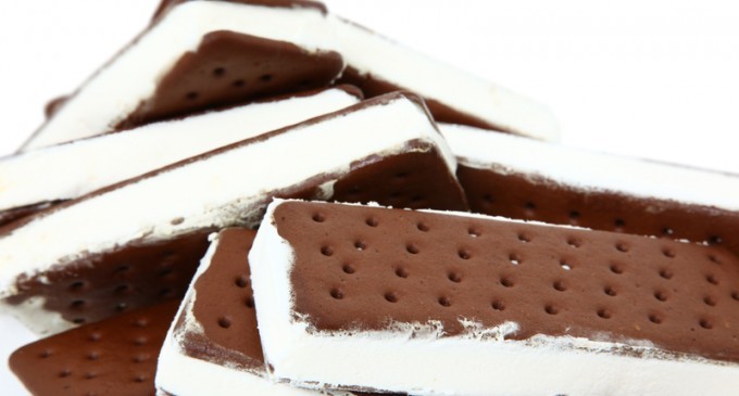 Skip Wal-Marts Classic Ice Cream Sandwiches & Make The Homemade Versions From Home!