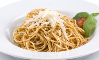 Like Garlic & Cheese This Five Ingredient, No Fuss Pasta Dish Will Be The New Favorite!