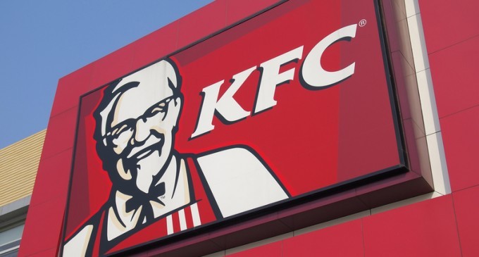 Colonel Sanders’ Bratty Little Nephew Just Revealed All Of KFC’s Ultra-Secret Recipe
