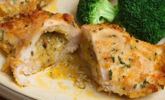 Stuffed With Creamy Garlic Butter & Fresh Herbs: This Chicken Dish Is One You Won’t Want To Miss!