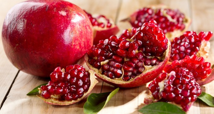 How To Remove The Seeds From A Pomegranate Without Making A Humongous, Sticky Red Mess