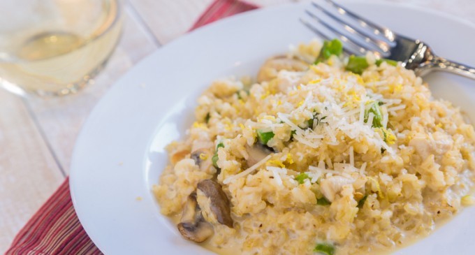 Everybody Keeps On Asking For This Cheesy Parmesan Risotto Recipe; We Can’t Blame Them Either!