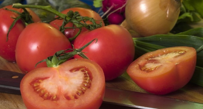 How To Choose The Perfect Tomato: Find Out What Variety Is Best & What The Difference Tastes Like