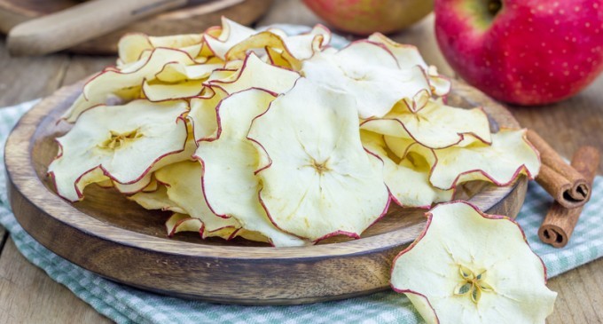 These Crispy Cinnamon Apple Chips Make The Perfect Back-To-School Snack & Are Easy To Make!