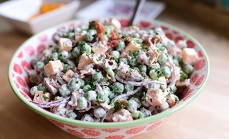 This Creamy Salad Looks Strange But It’s Delicious & Has a Kick!