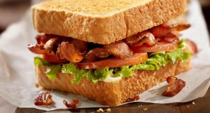 The Next Time You Have A BLT Make Sure You Do This With The Bacon – It Makes Them Even Better!