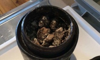 Divers Just Found A 17th Century Shipwreck & What They Found Is Making Chefs Around The World Absolutely Crazy!