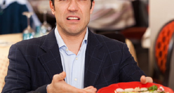 We Were Completely Horrified & Grossed Out When We Heard These Shocking Restaurant Stories From Costumers!